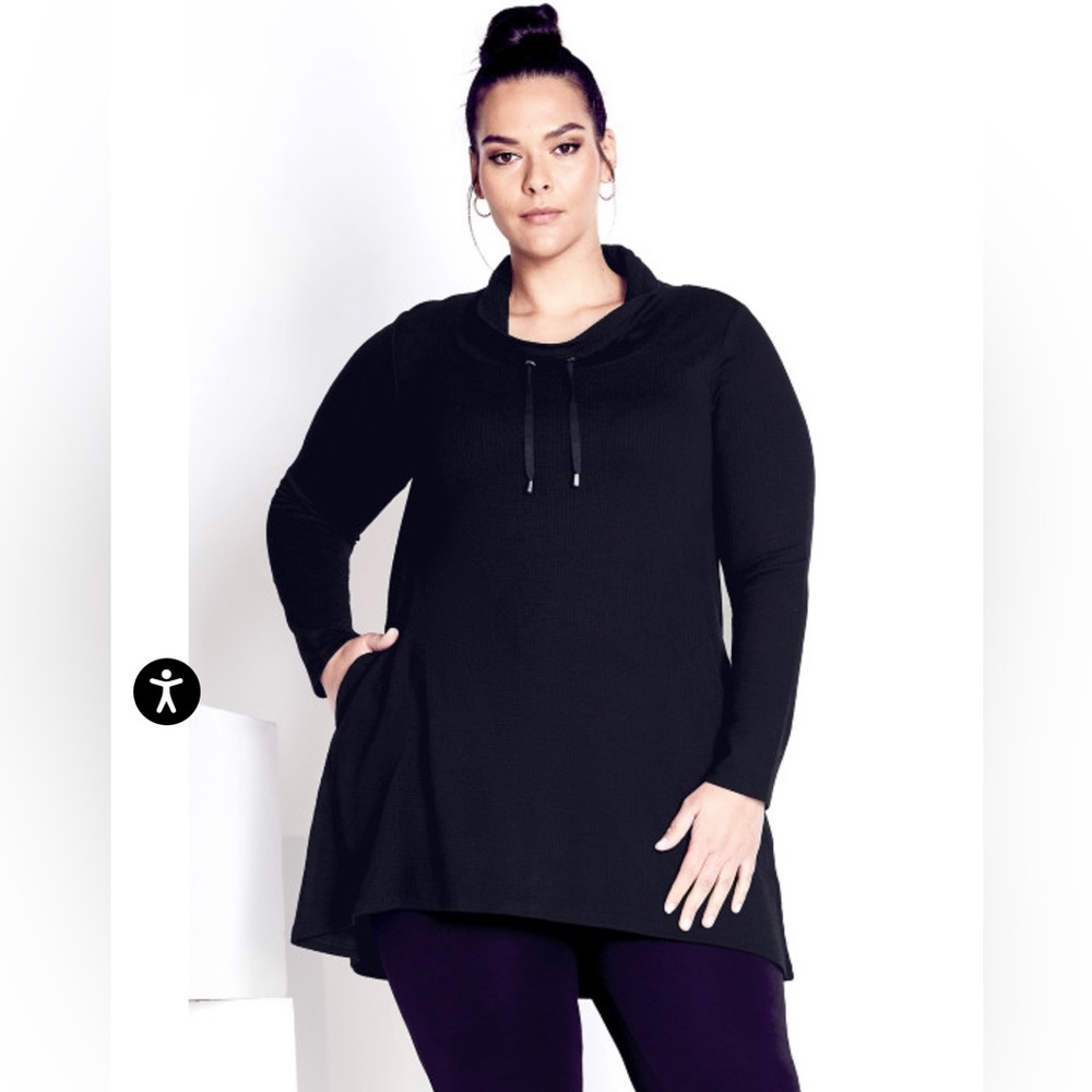 NWT Avenue long sleeved tunic in black size 20